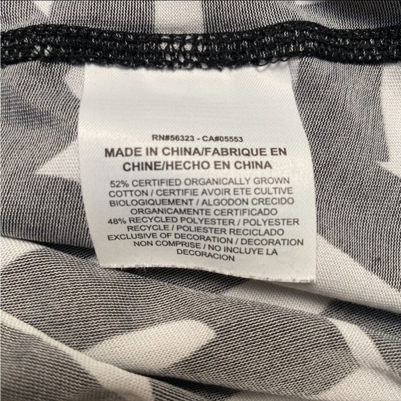 Nike Dri-FIT White Racerback Tank Top Black Lettering Sustainable Size Small - Picture 10 of 11